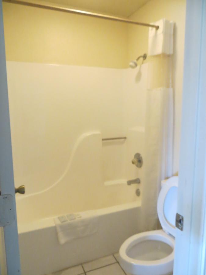 Regency 7 Rogers Motel Szoba fotó